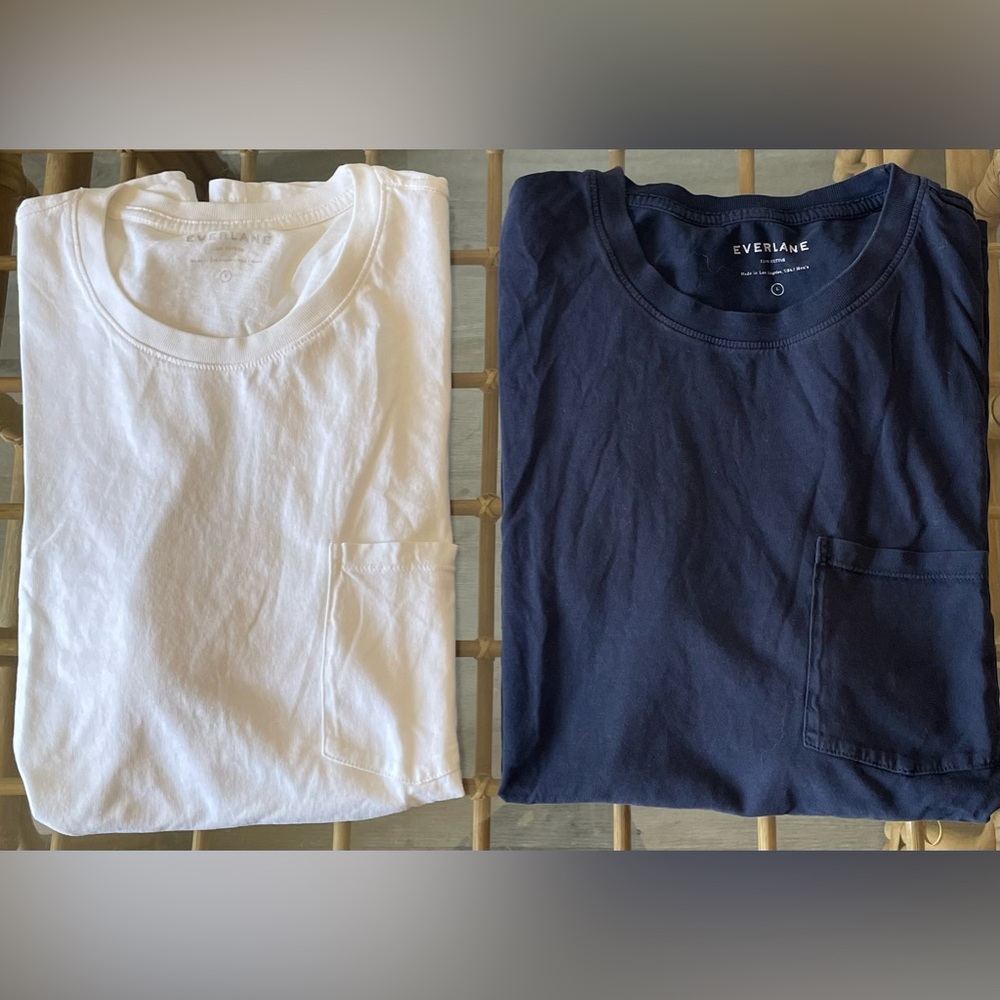 2 Large Everlane T-shirts Navy blue/white
